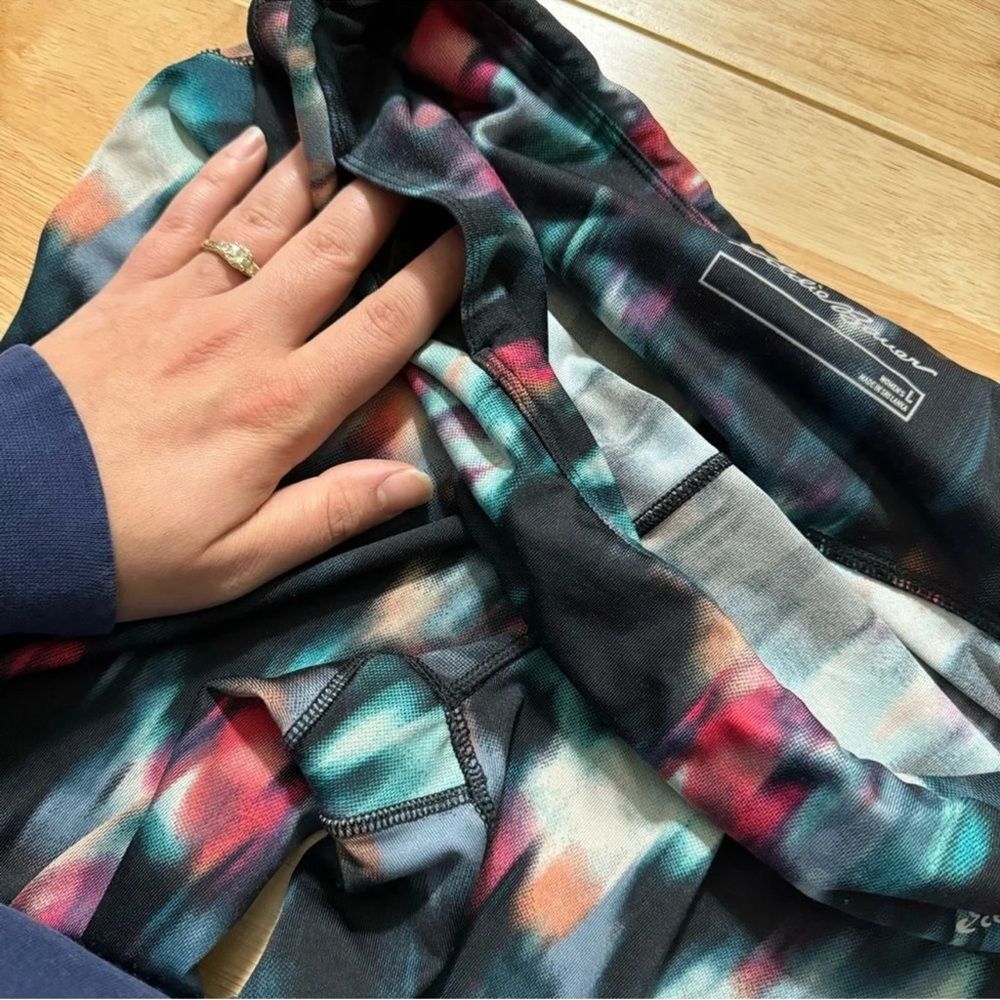 Eddie Bauer Printed Capri Leggings - Size Large - Picture 5 of 5